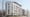 Schiffsförmiges Studentenwohnheim hat Klinkerfassade