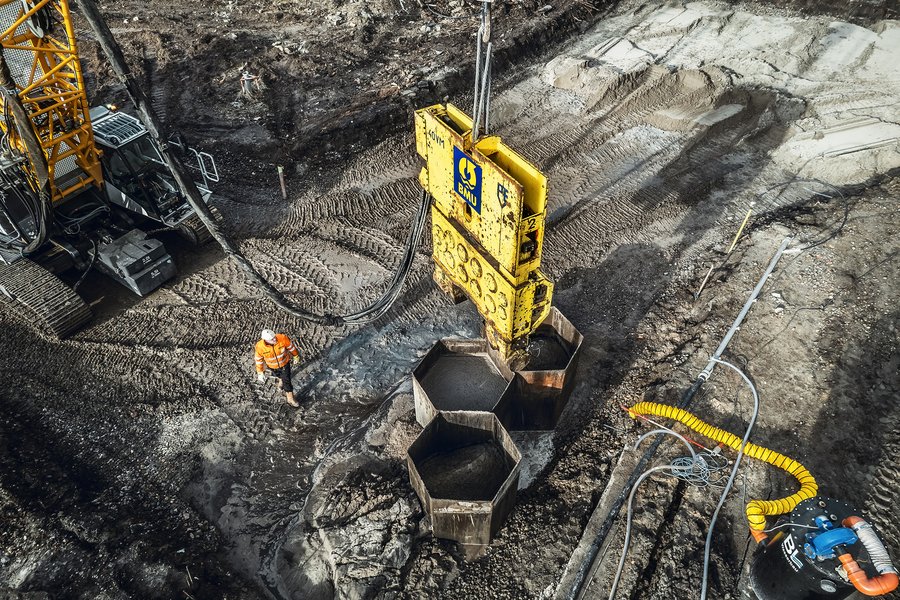 Bauer Bodensanierung Erdbau und Grundbau