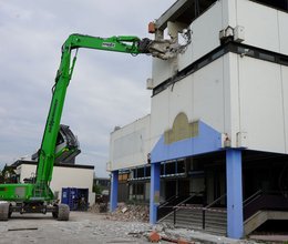 Selektiver Rückbau von Autohaus