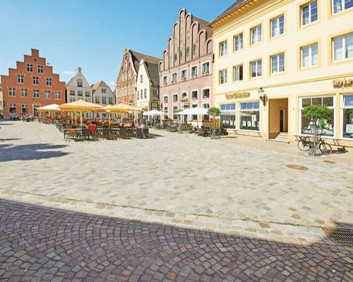 Marktplatz von Warendorf wurde modern und nachhaltig umgestaltet