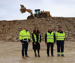 Radlader bewährt sich in der Rohstoffverladung und im Steinbruch