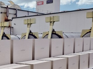 ecobluu-Planbausteine von Unika: Neues Mauerwerk reduziert CO2-Emissionen