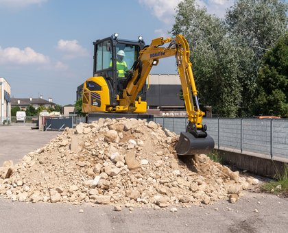 Komatsu Minibagger Alternative Antriebe