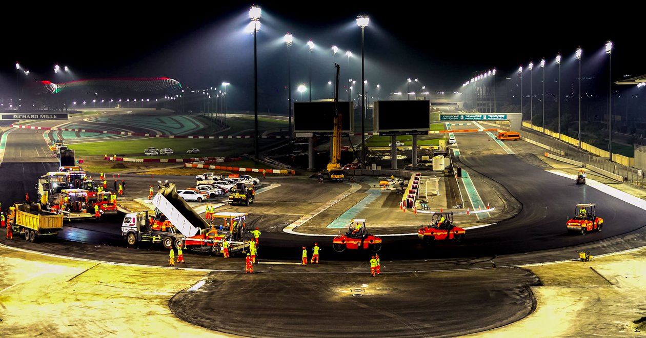 Abu Dhabi's racetrack has been revamped using 3D controls and digital technology
