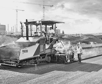 Volvo CE Fertiger Straßenbau und Tiefbau