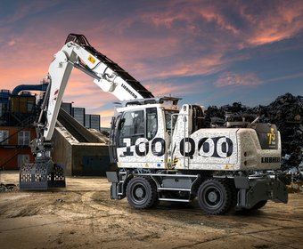 Liebherr Bagger Bagger und Lader