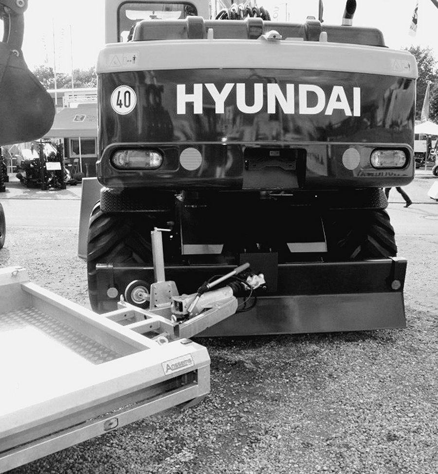 Hyundai Mobilbagger Bagger und Lader