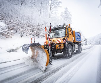 Mercedes-Benz Unimog Anbaugeräte