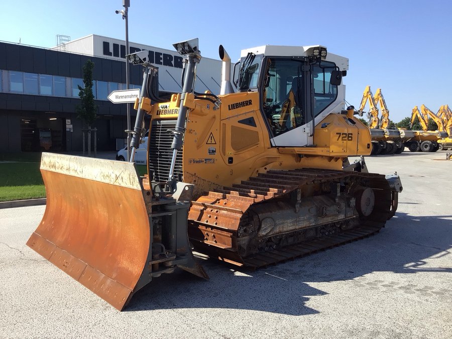 Ritchie Bros. Auctioneers Gebrauchtmaschine Baumaschinenhandel und -vermietung