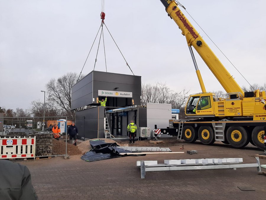 Schunk Mobilraum Schwertransporte Baustelleneinrichtung