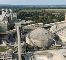 Auf dem Weg zur Klimaneutralität Holcim CO2-Emission Energiepolitik