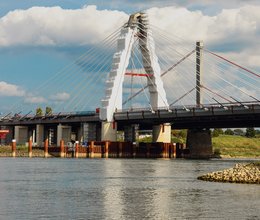 Erste neue Leverkusener Brücke in Betrieb