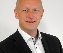 Uwe Hennlein 