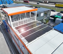 Container wird zu Sonnenkraftwerk