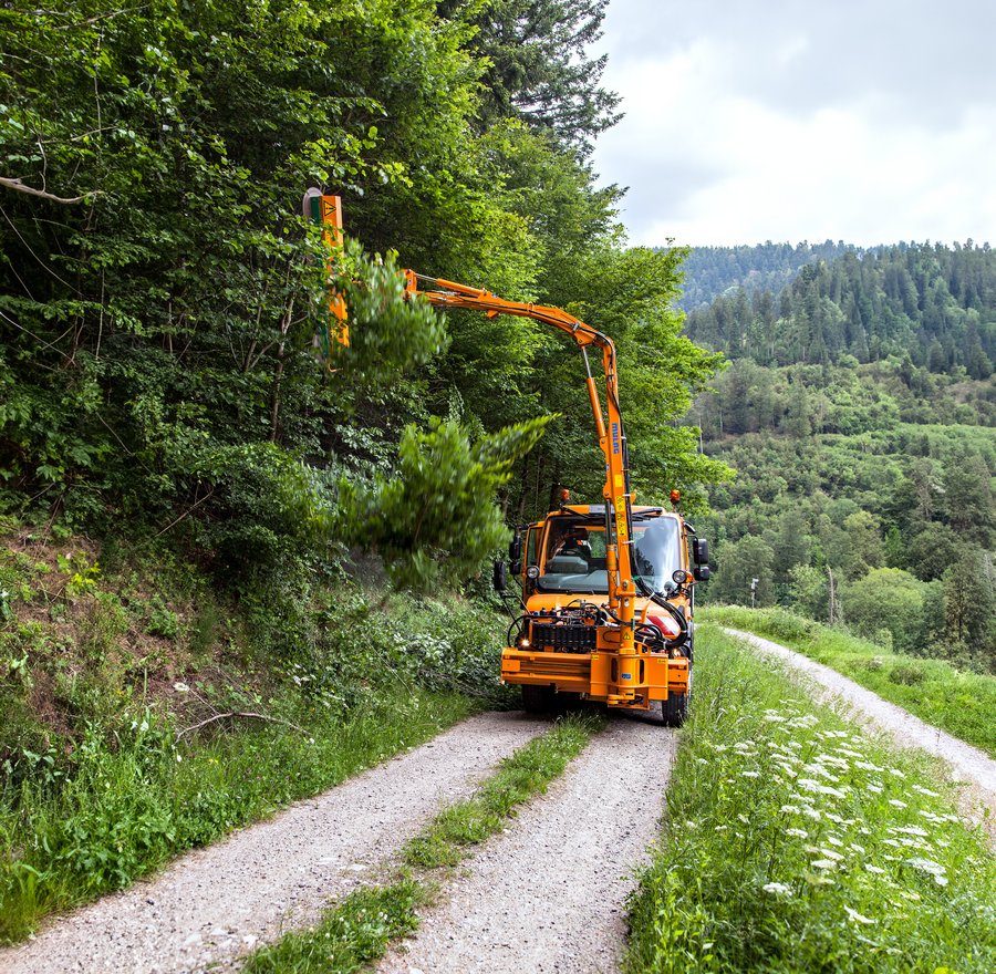 Mercedes-Benz Unimog Anbaugeräte