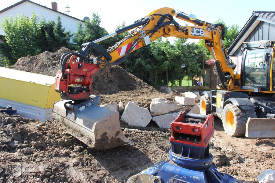 Lehnhoff Gartenbau Anbaugeräte